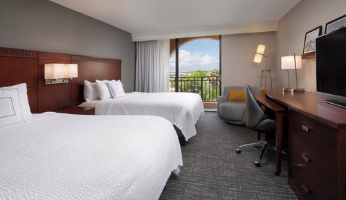 Room, 2 Queen Beds, Balcony