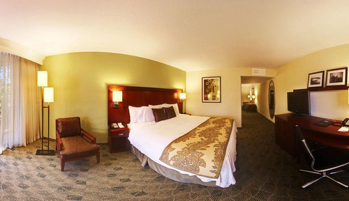 Room, 1 King Bed with Sofa bed, Balcony