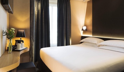 Executive Room, 1 Queen Bed, Non Smoking