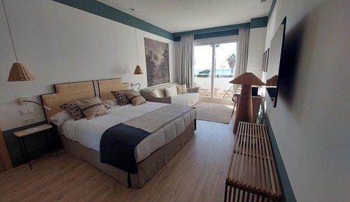 Quadruple Room, Balcony, Ocean View