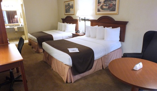 Room, 1 Queen Bed, Accessible, Non Smoking (Mobility,Roll-In Shower)