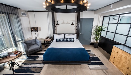 Deluxe Room, 1 King Bed