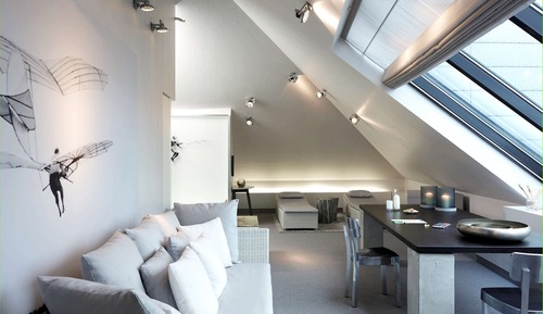 Suite, 1 King Bed, Corner (Opera)