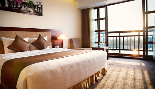 Deluxe King Room, River View