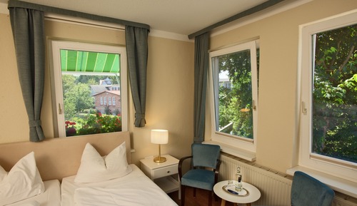 Classic Double Room