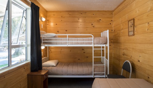 1 Bedroom Motel - Private Bathroom / Kitchen