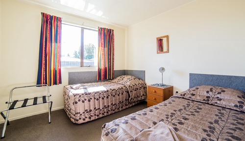 Three Bedroom Motel Room