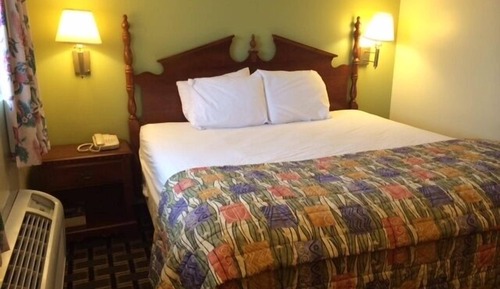 Room, 1 King Bed, Non Smoking