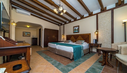 Room, Beach View