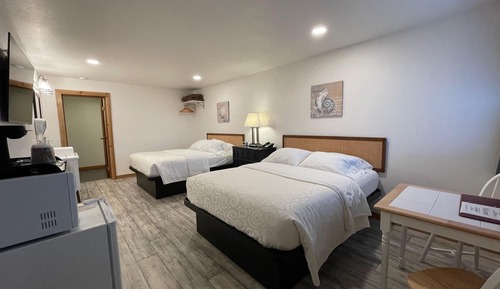 Standard Room, 2 Queen Beds