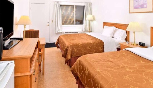 Room, 2 Queen Beds, Non Smoking