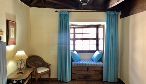 Standard Double Room, Shared Bathroom