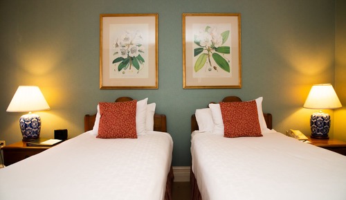 Comfort Room, 2 Double Beds, Garden View