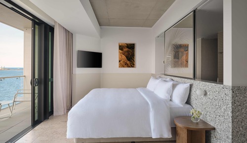 Ocean Corner Suite