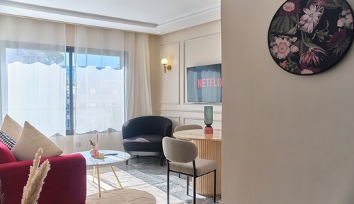 Superior Apartment