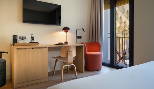 Deluxe Room, Balcony
