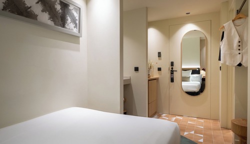 Boutique single room