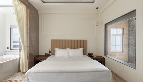 Luxury Room