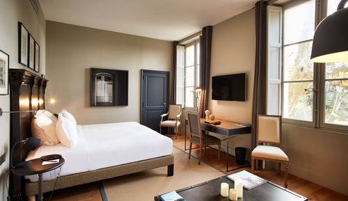 Executive Room, Park View
