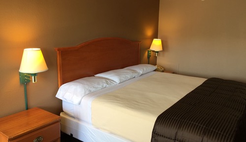 Standard Room, 1 King Bed, Non Smoking
