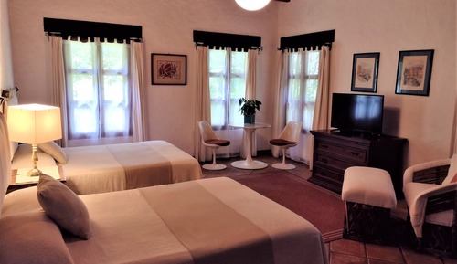Standard Room, 2 Double Beds
