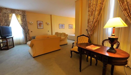Junior Suite