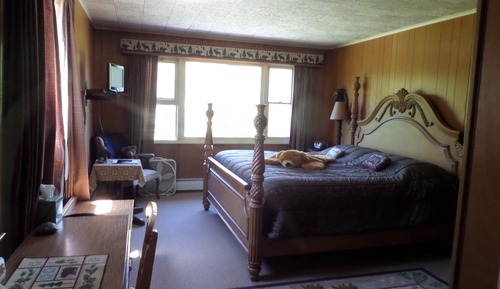 Honeymoon Room, 1 King Bed (#11)