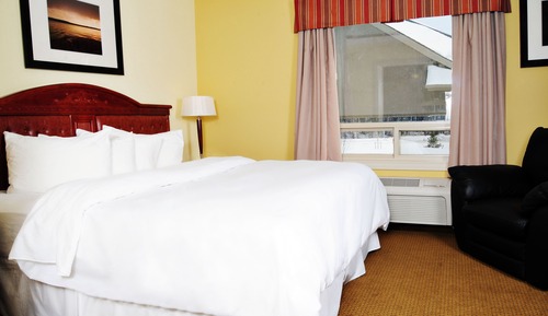 Deluxe Room, 2 Queen Beds, Kitchenette