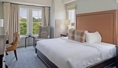 Premier Room, 1 King Bed