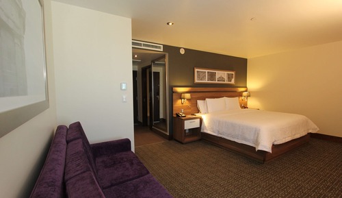 Studio, 1 King Bed with Sofa bed, Non Smoking