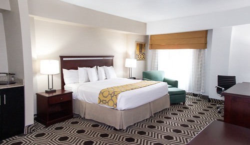 Studio Suite, 1 King Bed, Non Smoking