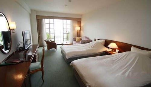 Twin Room (3rd Floor)