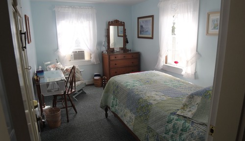 2 Bedroom Suite, Single Twin w/Single Twin