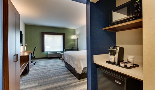 Standard Room, 1 King Bed
