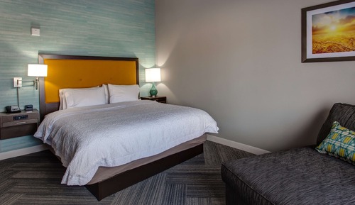 Room, 1 King Bed, Accessible, Non Smoking (w/ bathtub)