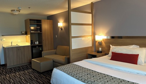 Junior Suite, 1 Queen Bed, Non Smoking