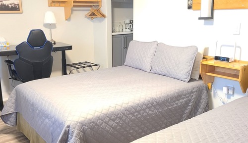 Standard Room, 2 Double Beds