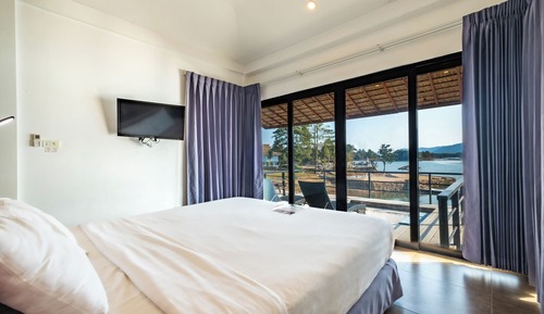 Deluxe Bungalow, 1 Bedroom, Beach View