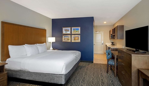 Executive Room, 1 King Bed, Non Smoking, View (Various Views)