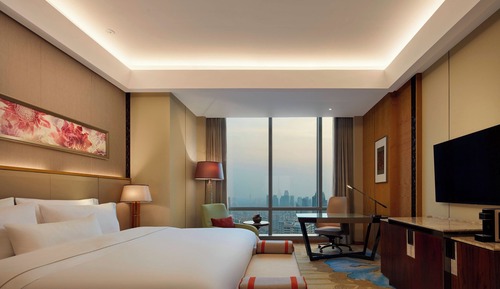 Club Suite, 1 King Bed, Non Smoking