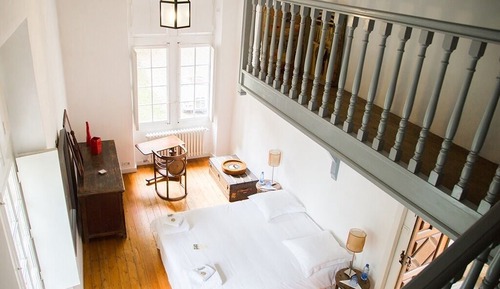 Suite, Private Bathroom