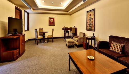 Luxury Suite