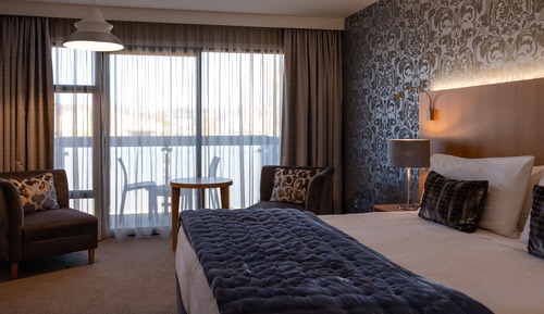 Premier Room