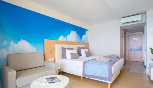 Standard Twin Room, Sea View