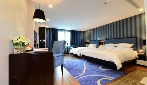 Family Room, City View
