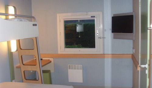 Triple Room, Multiple Beds