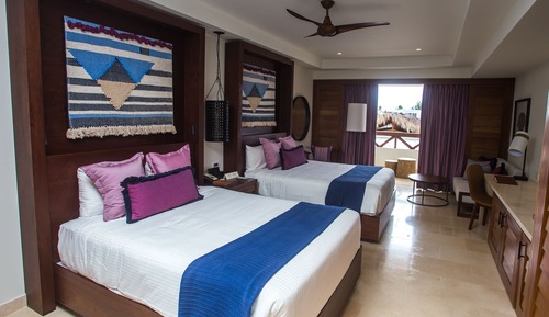 Junior Suite Partial Ocean View Double Beds