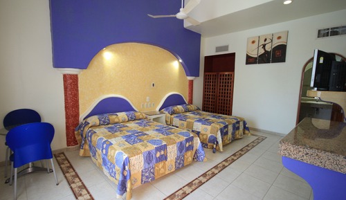 Standard Room, 2 Double Beds