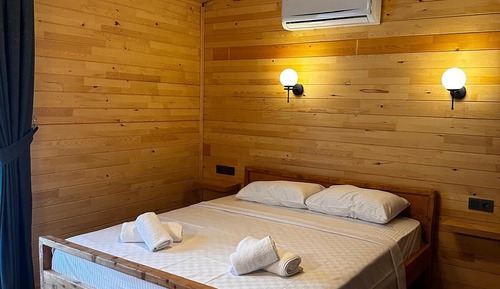 House, 2 Bedrooms