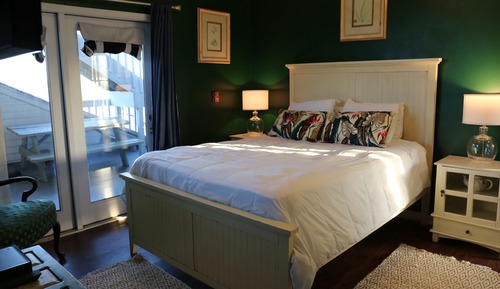 The Lucky Luciano Guestroom
